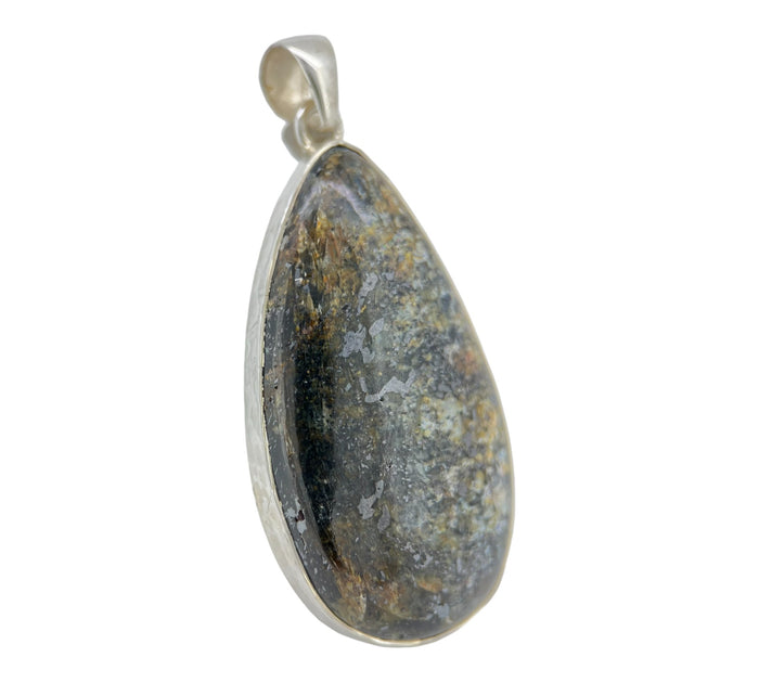 Kyanite Pendant