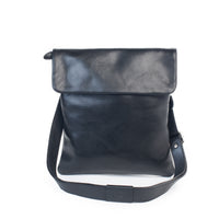 Lira Sling Bag