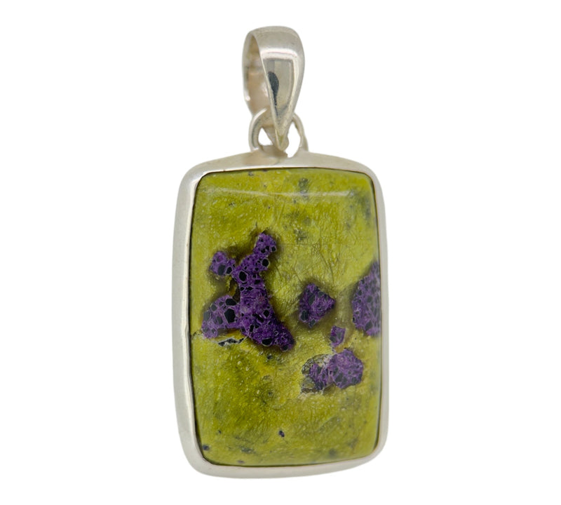 Stichtite In Serpentine Pendant